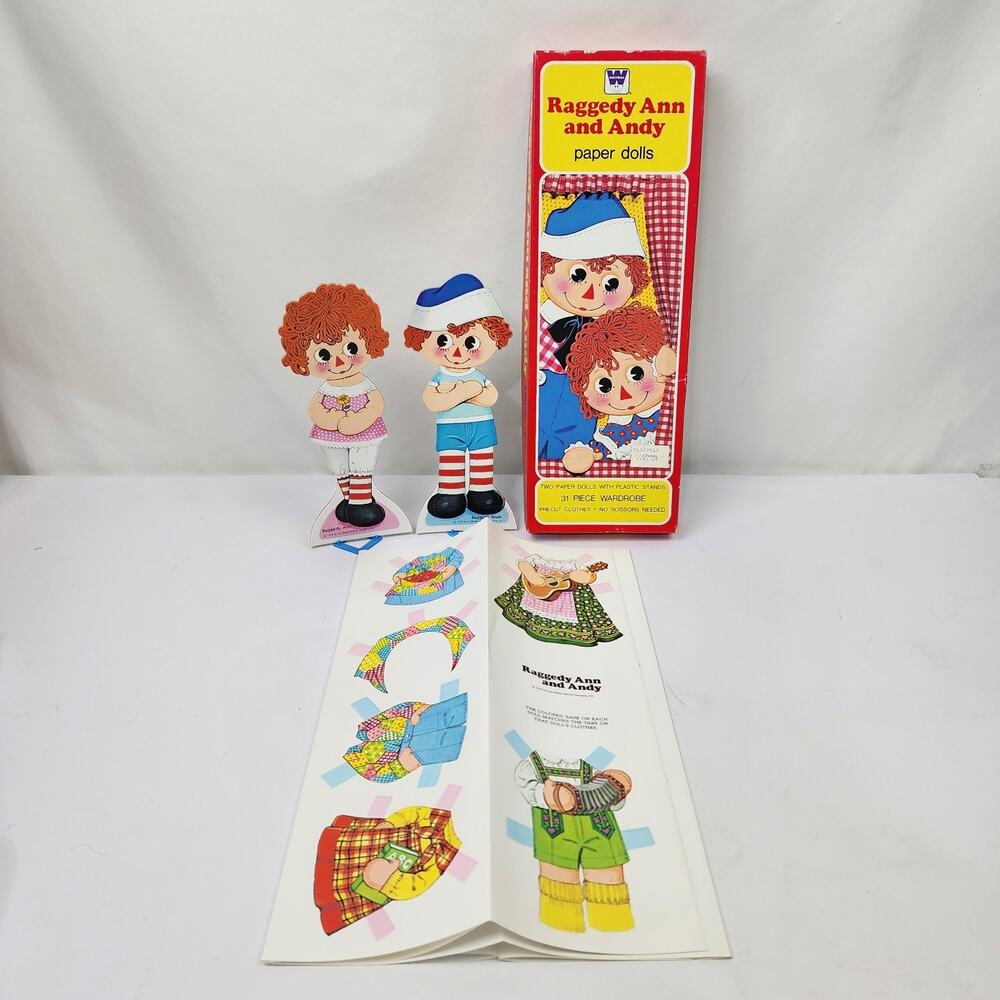 1978 Whitman Raggedy Ann & Andy Paper Dolls 31pc Uncut With Stands and Box!